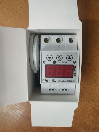Терморегулятор ТК-4 Pro на дінрейку з датчиком DigiTOP
