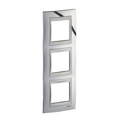 Рамка 3-я вертикальная "Блестящий хром", Слоновая кость MGU66.006V.010 Unica Top Schneider, 8592, Хром