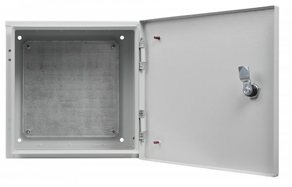 Корпус металевий з панеллю 30*30*20, IP31, UBox