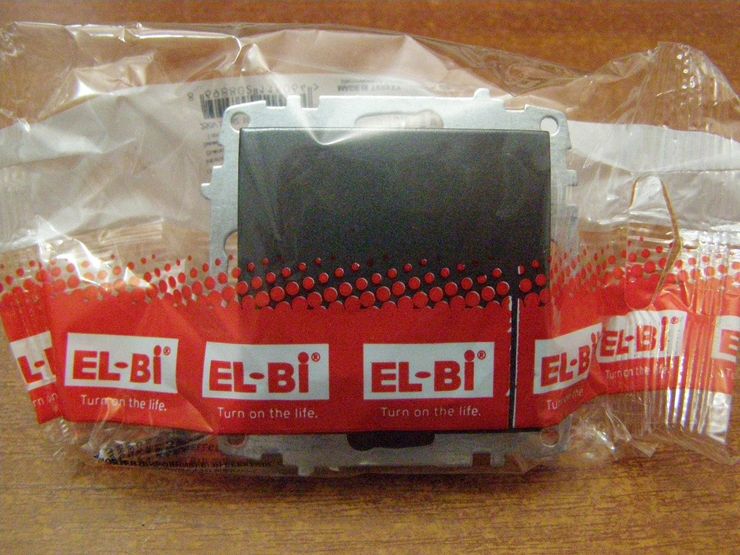 Выключатель одинарный проходной с подсветкой без рамки El-Bi ZENA черный металик