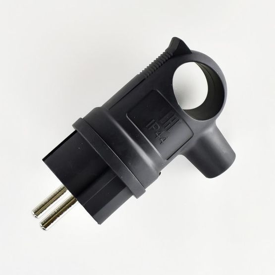 Вилка с ручкой 2Р+РЕ 1х16А 220-240V каучук Lezard